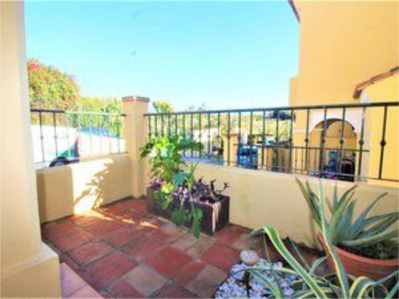 3 bedrooms Apartment in Estepona, Spain No. 135634