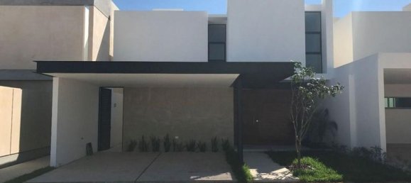 Casa de 3 dormitorios en Mérida, Mexico No. 185042 2