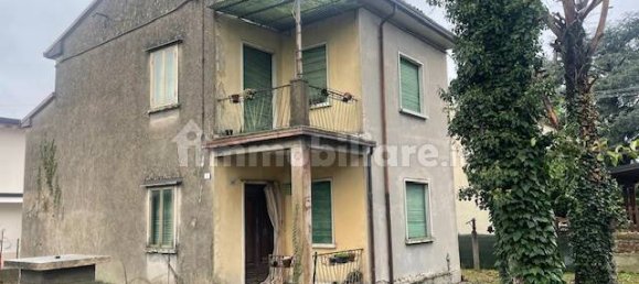 2 bedrooms Villa in Verona, Italy No. 117100 4
