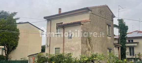 2 bedrooms Villa in Verona, Italy No. 117100 6