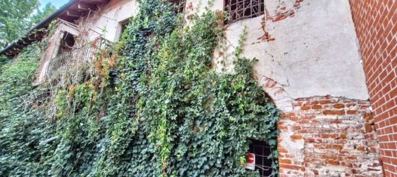 11 bedrooms House in Piobesi Torinese, Italy No. 379375 4