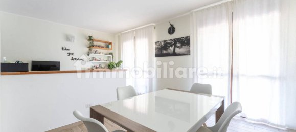 2 bedrooms Apartment in Milan, Italy No. 331542 30