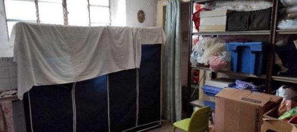 2-salle Appartement à Sesto San Giovanni, Italy No. 13892 6