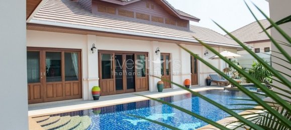 4 bedrooms Cafe / restaurant in Hua Hin, Thailand No. 7619 8