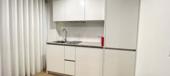 5 bedrooms Apartment in Porto, Portugal No. 123269 8