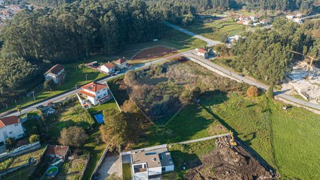  Land in Pacos de Ferreira, Portugal No. 83679