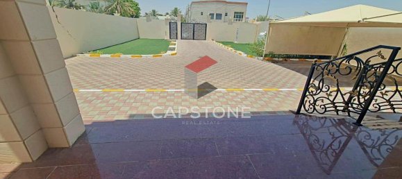 5 chambres Villa à Falaj Hazzaa, UAE No. 31588 2