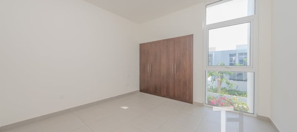 3 bedrooms Townhouse in Mudon, UAE No. 28597 5