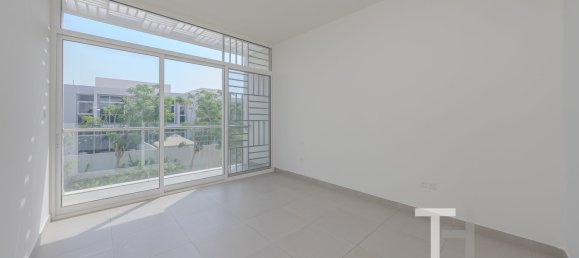 3 bedrooms Townhouse in Mudon, UAE No. 28597 6