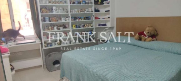 3 غرف نوم طابقين في Saint Julian's, Malta رقم 242 3