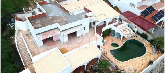 4 bedrooms House in Quarteira, Portugal No. 160497 9