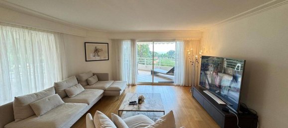 Квартира с 2 спальнями в Кап-д’Ай, Франция № 325824 4