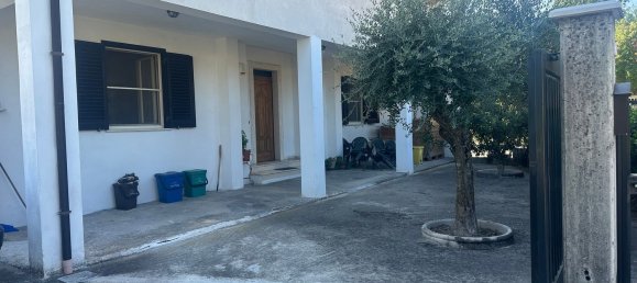 Casa de 5 divisões em Monte San Giovanni Campano, Italy N.º 269381 12