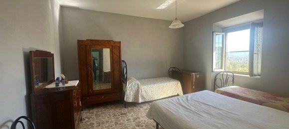 Casa de 5 divisões em Monte San Giovanni Campano, Italy N.º 269381 16