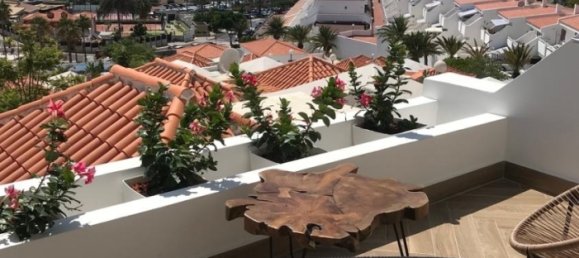 3 bedrooms Bungalow in Adeje, Spain No. 29745 2