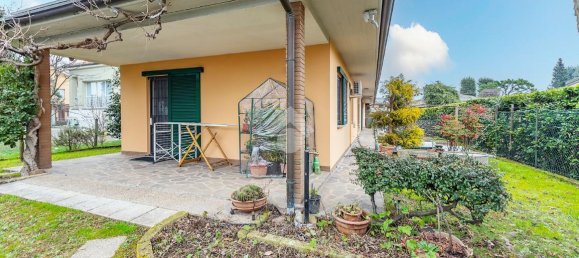 7-Zimmer Villa in Gerenzano, Italy, Nr. 3537 2