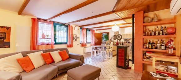 7-Zimmer Villa in Gerenzano, Italy, Nr. 3537 14