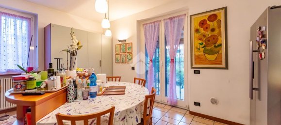 7-Zimmer Villa in Gerenzano, Italy, Nr. 3537 12