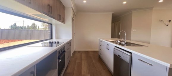 2 chambres Bâtiment à Lake Cargelligo, Australia No. 739 5