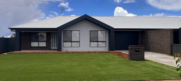 2 chambres Bâtiment à Lake Cargelligo, Australia No. 739 4