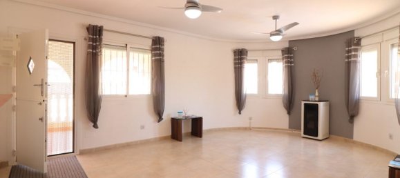 5 bedrooms Villa in Rojales, Spain No. 177078 3