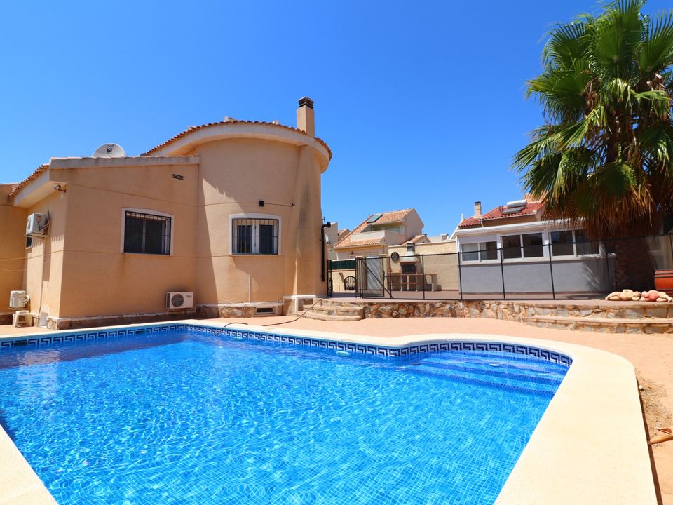 5 bedrooms Villa in Rojales, Spain No. 177078