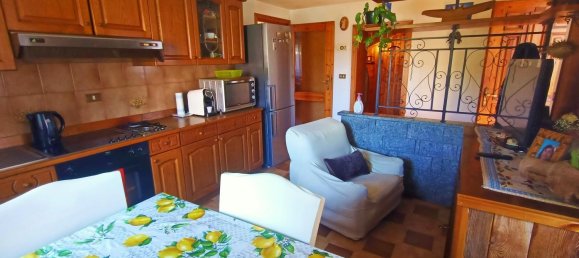 Casa de 5 habitaciónes en Pontey, Italy No. 35451 6