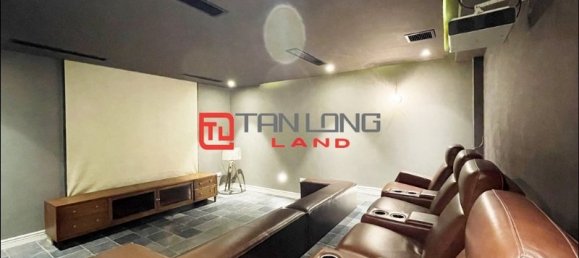 6 bedrooms Villa in Long Bien, Vietnam No. 592 25