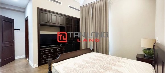 6 bedrooms Villa in Long Bien, Vietnam No. 592 16