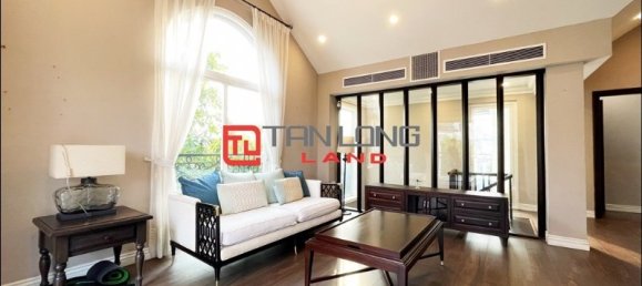 6 bedrooms Villa in Long Bien, Vietnam No. 592 9
