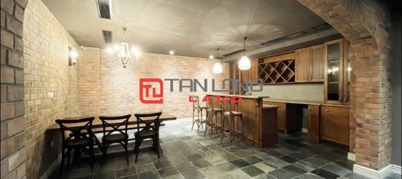 6 bedrooms Villa in Long Bien, Vietnam No. 592 23