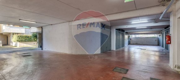 Garaje de 1 habitación en Rome, Italy No. 266441 2