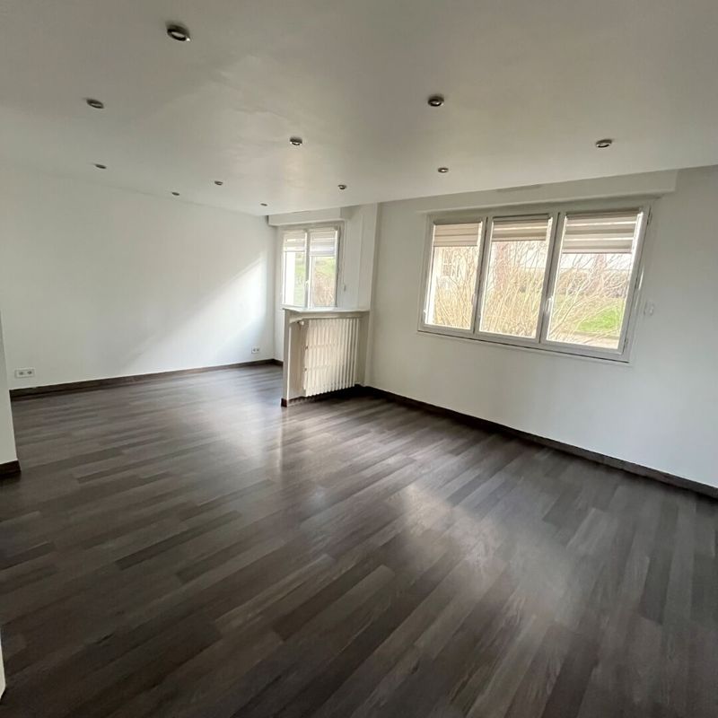 3 bedrooms Apartment in Marly-le-Roi, France No. 178498