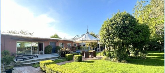 5 bedrooms House in Chuisnes, France No. 84571 24