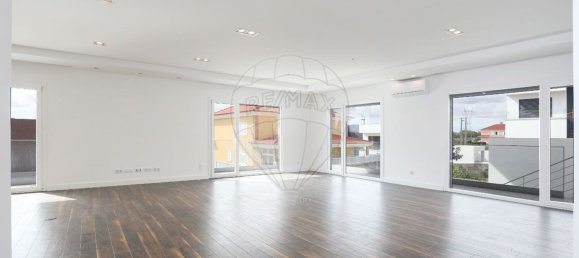 Casa T5 em Loures, Portugal N.º 47441 18