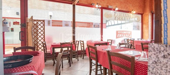 120m² Commercial property in Sesto San Giovanni, Italy No. 269384 16