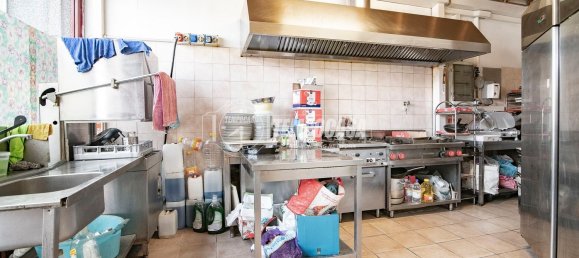 120m² Commercial property in Sesto San Giovanni, Italy No. 269384 36