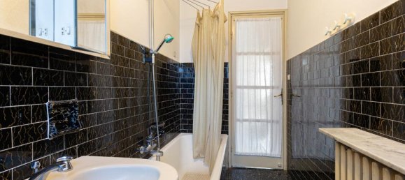 4 rooms House in Borgo Ticino, Italy No. 167682 29