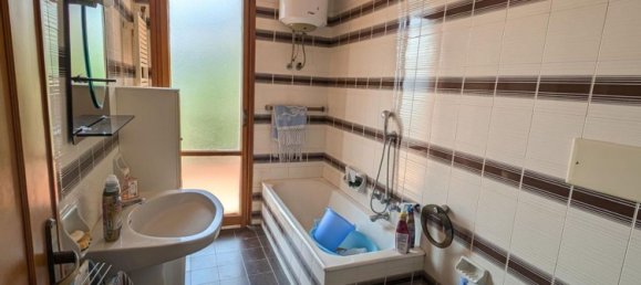 16 bedrooms House in Ventimiglia, Italy No. 348285 5