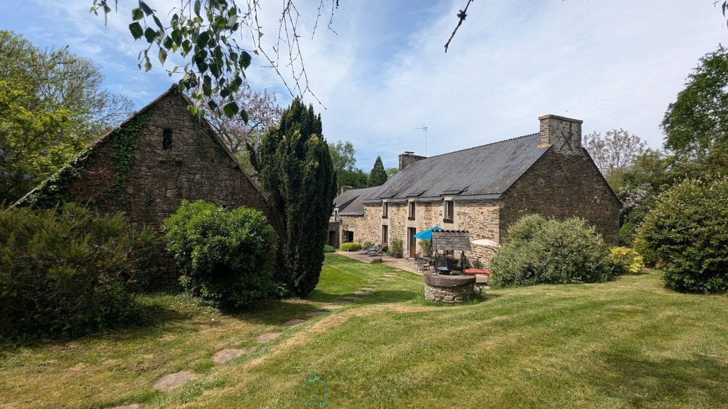 5 bedrooms House in Morbihan, France No. 308662