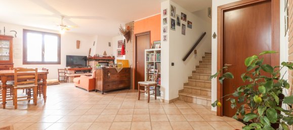 5 bedrooms Villa in Sala Bolognese, Italy No. 79270 6