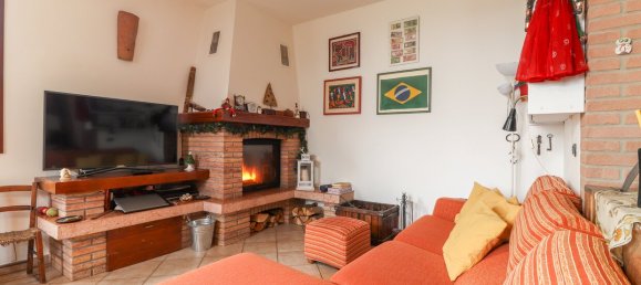 5 bedrooms Villa in Sala Bolognese, Italy No. 79270 8
