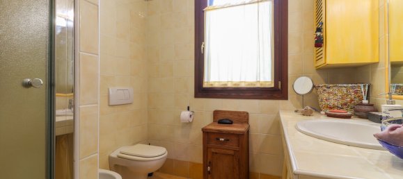 5 bedrooms Villa in Sala Bolognese, Italy No. 79270 12