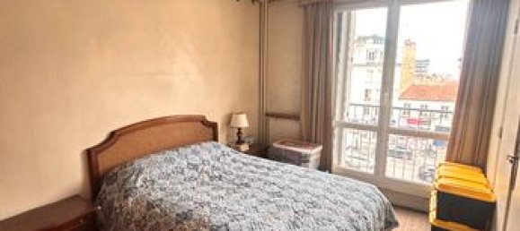 3 bedrooms Apartment in Pantin, France No. 360309 5