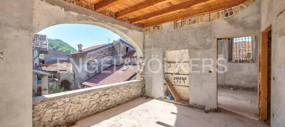 4 bedrooms House in Abbadia Lariana, Italy No. 134184 4