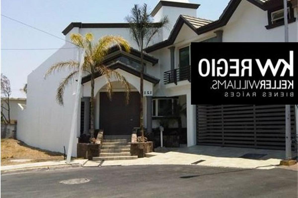 Дом с 4 спальнями в Нуэво Леон, Мексика № 180352