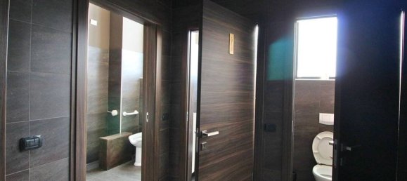 2 rooms Commercial property in Cesano Maderno, Italy No. 377196 14