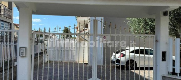 Пентхаус с 2 спальнями в Рим, Италия № 334349 4