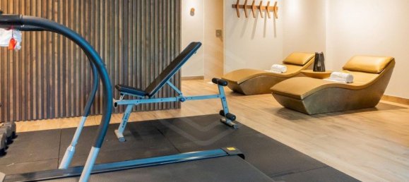 8 bedrooms House in Quarteira, Portugal No. 93302 25