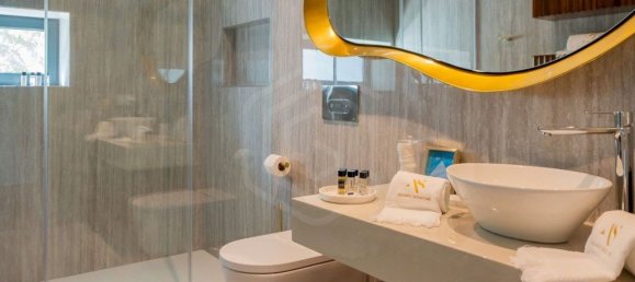 8 bedrooms House in Quarteira, Portugal No. 93302 39